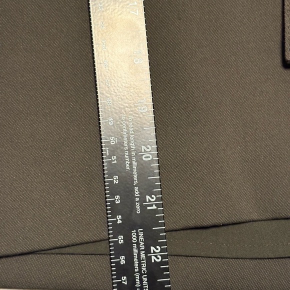 Banana Republic Women’s Skirt Size 10P - Picture 3 of 10